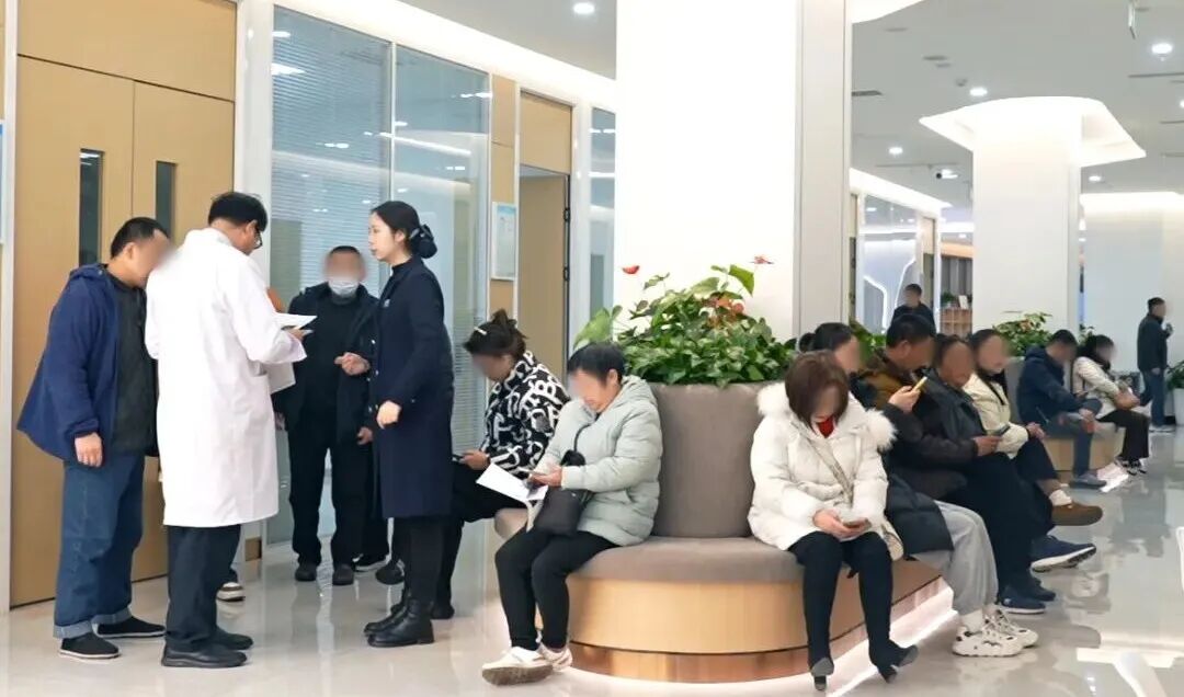 春季护胆指南：别让“小石头”搅了你的踏青计划！四川结石病医院(图1)